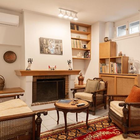 Athenian Getaway Villa In Plaka With Acropolis View By Athenian Homes Buitenkant foto